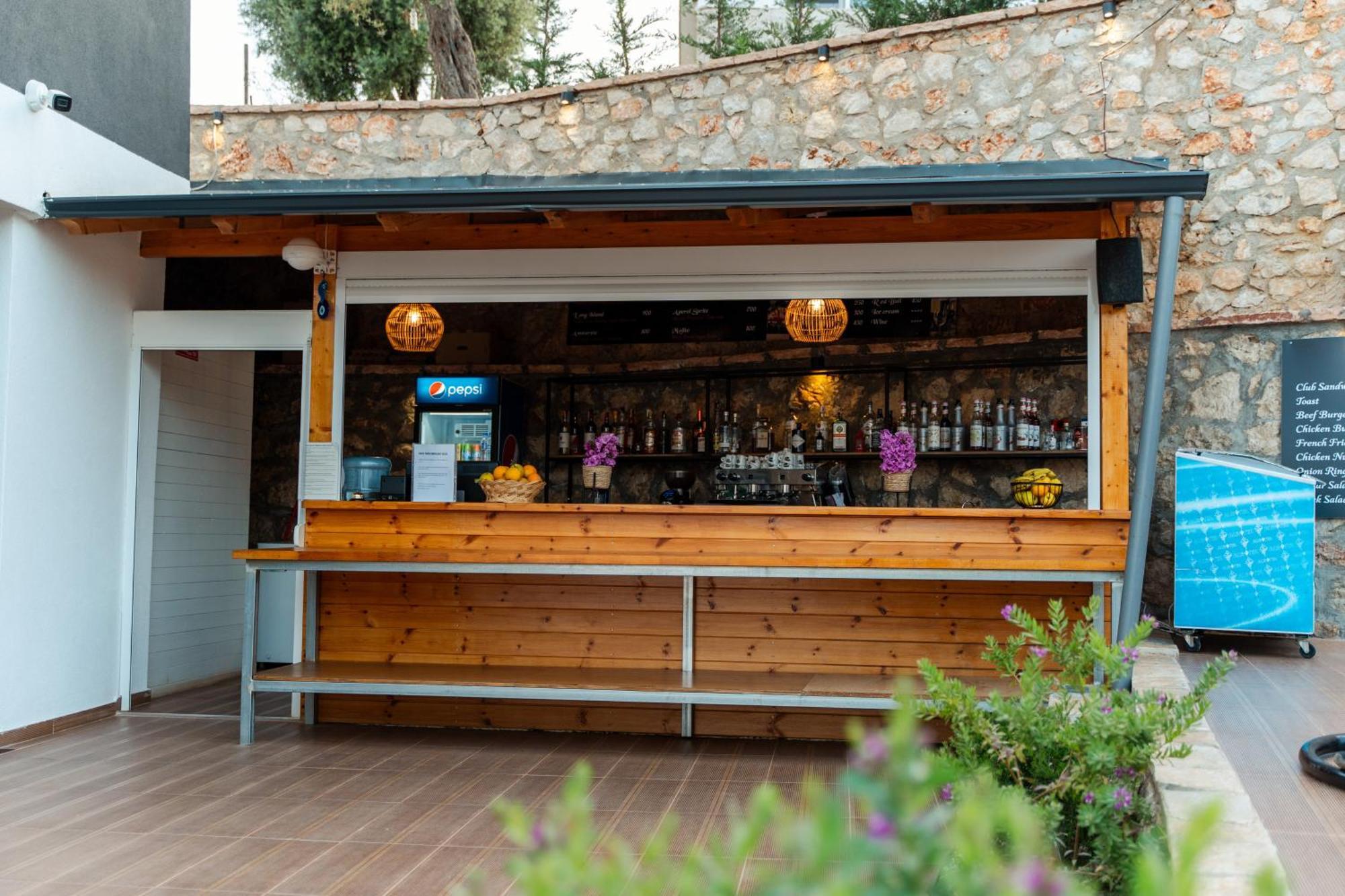Hotel Memaj Ksamil Exterior photo
